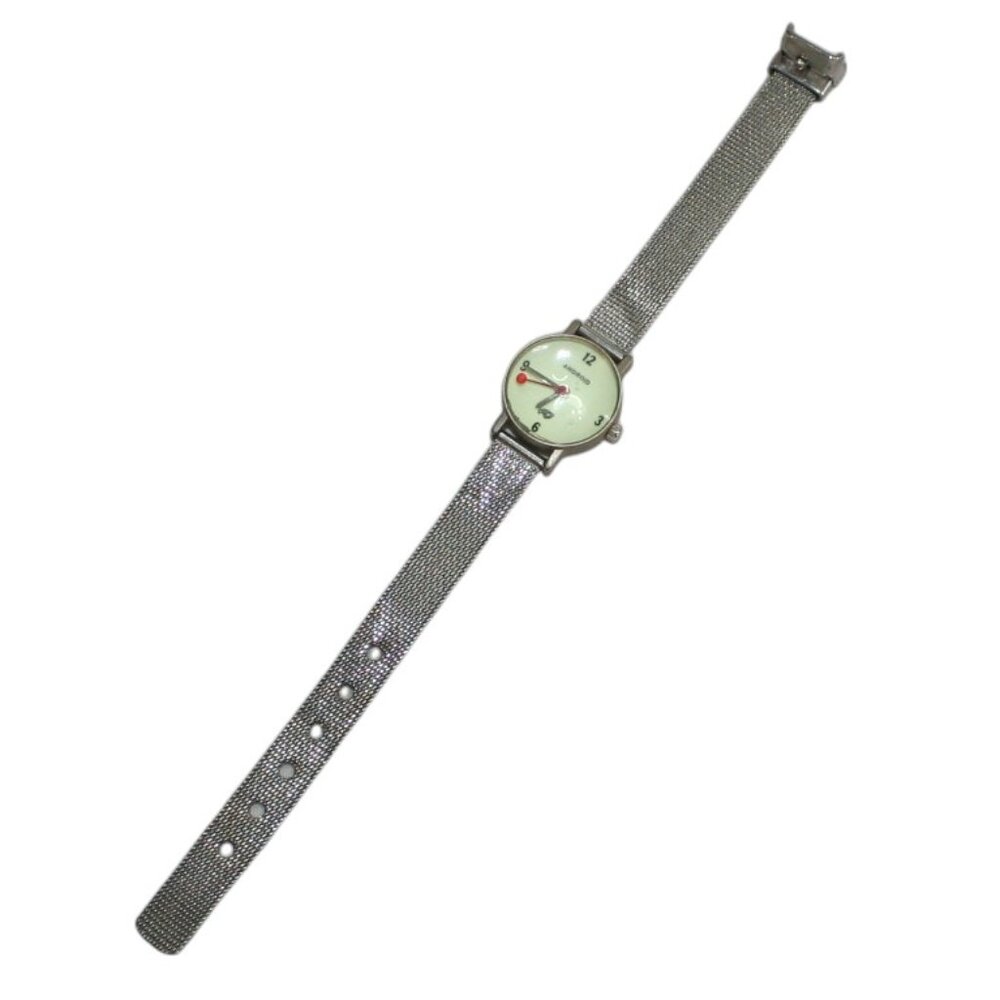 Vintage Android Analog Ladies Watch – Silver with Mesh Wristband